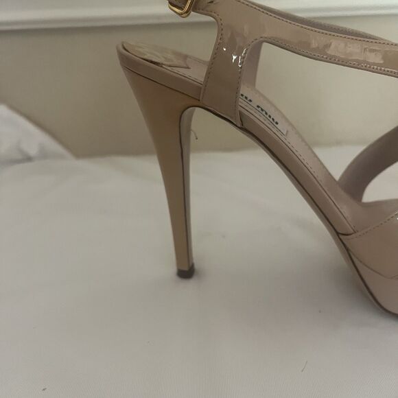 MIU MIU Nude Patent Leather Platform Sandals Size: 39.5/ 9.5 Made in Italy - Picture 10 of 13
